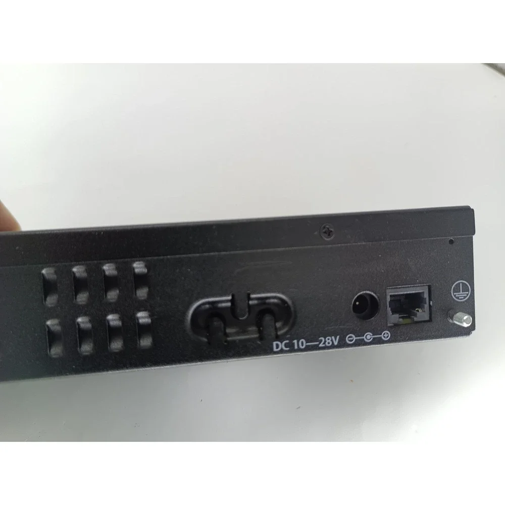 MikroTik Routerboard RB3011UiAS-RM Gigabit Ethernet 10-Port Router No PSU b1 - Picture 4 of 4